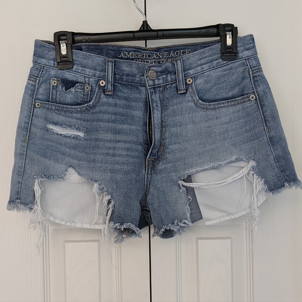 American Eagle Outfitters Vintage Hi-Rise Festival denim shorts cut-offs, size 4